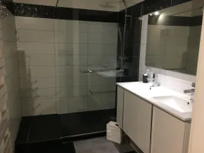 Casa de carácter con piscina y jardín - Image 2
