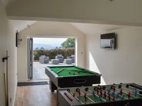 5 bedroom accommodation in Exmouth - Image 2