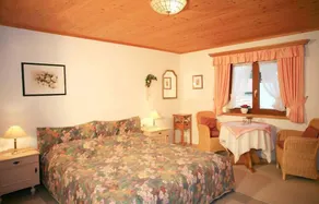 Apartment 4 for 2 persons with balcony, 27 sqm, kitchen, living room/bedroom - Image 2