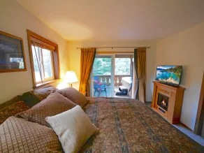Maison à couper le souffle à Tahoe Mountain avec bain à remous et sauna OFFRE SPÉCIALE DE SAISON - Image 4