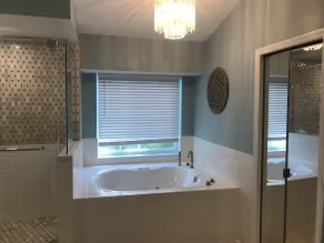 Clean, Beautiful Home w/Large Private Pool - Image 3