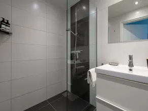 Villa nær Veerse Meer med Haveudsigt - Image 3