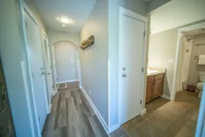 Skating Views, Upscale Condo with Pool/Hot Tub - Image 2