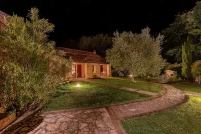 Tuscan style apartment with swimming pool near the sea - Image 5