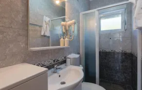 1 bedroom awesome apartment in Klek - Image 2
