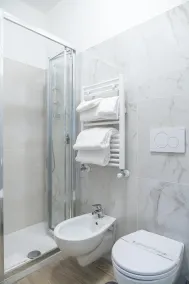 Nouvelle Maison Rome Luxury Palace - Image 4