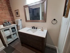 Luxury Studio Apt, walk to restaurants and bars - Image 3