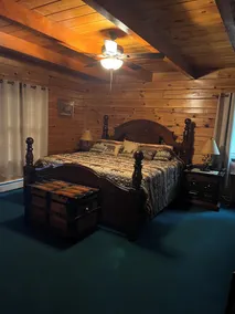 Log Cabin home with Mt Ascutney views and pool table - Image 5