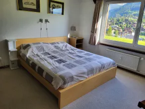 Appartamento 2½ locali in uno chalet con vista mozzafiato di Klosters e sulle montagne. - Image 4