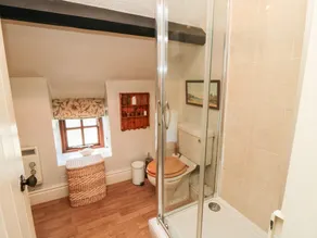 Holly Cottage - Image 2