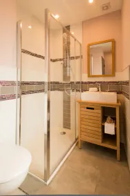 Stort charmerende sommerhus i Champagne med opvarmet pool - Image 3