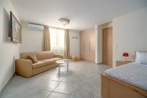 Stunning Maisonette close to the sea with breathtaking view and pool - Image 4