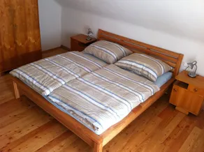 Casa quase natural com jardim, pomar, sauna, lareira e acesso Wi-Fi - Image 5