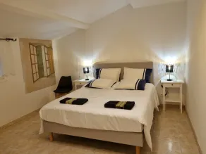 Gîte at the foot of the Dentelles de Montmirail, enchanting setting, relaxation. - Image 4
