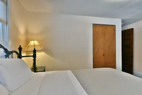 Chequamegon Haus - Comfortable and Charming walk to downtown Cable, WI - Image 5