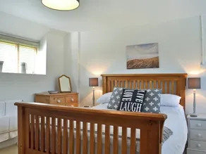 2 bedroom accommodation in Horton, near Ilminster - Image 2