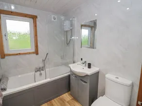 Willow Lodge - Image 2