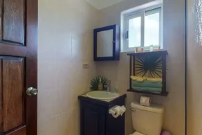Charming apartment w/ amazing rooftop view, WiFi & partial AC - walk everywhere - Image 2