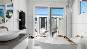 Allure by Palm Beach Holiday Rentals - Image 2