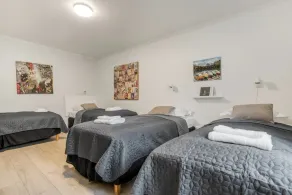 Flyers Airport Hotel - Image 4