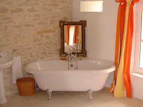La Bomba es una impresionante granja en Glorioso campo con piscina privada. - Image 3