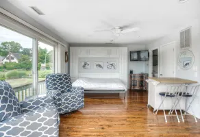 Studio, Private Beach, Kayak, Paddle board, Pool, Hot tub  - Image 5