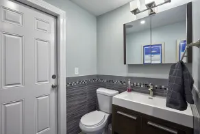 NEW POOL / 5BR House in a great location. Amazing backyard and parking! - Image 2