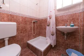 Apartamento para dos personas con un balcon Podaca, Makarska (A-4734-b) - Image 2