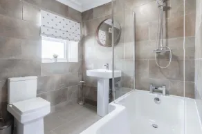 Haven View - 2 Bedroom Apartment - Milford Haven - Image 4