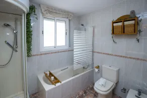 New Pluma Villa - Only Families - Image 3