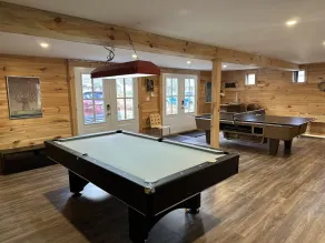 Renovated wooden house with AC, pool table, ping pong close lakes and mountains. - Image 2