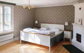 Beautiful Home In Tranås With Lake View - Image 5