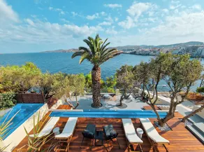 Pafsilipon Suites - Image 5