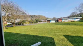 48 Kings Chalet Park - un chalet de vacances pouvant accueillir 4 personnes dans 2 chambres - Image 3