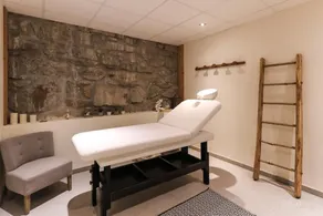 Chalet, wifi, view mountain, swimming pool, sauna, hammam, terrace, balcony, tv, ski locker, 129m² - Image 4