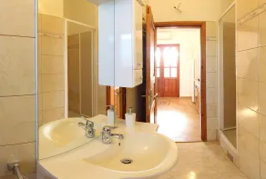 HOLIDAY HOUSE MANUEL- Istrian stone house in a quiet resort next to the sea - Image 4
