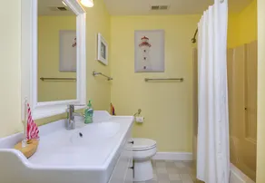Teague Time by Seaside Vacations & Sales - Image 3