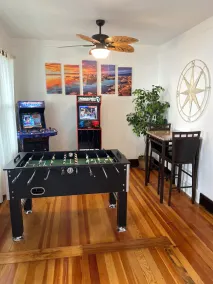 Enjoy Beautiful Sunsets at this Lake House w a HOT TUB, Boat Garage and Game Rm  - Image 2