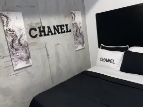 Luxurious Chanel Condo. Downtown Atl - Image 5