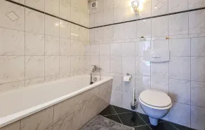 Awesome Home In Kranichfeld With Wifi - Image 4