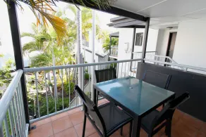 Coffee House Apartment Motel - Image 4