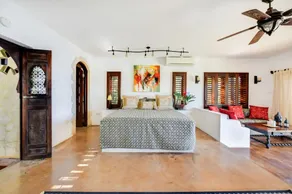 Seaside Jamaican Villa - 5 Bedrooms - Image 5