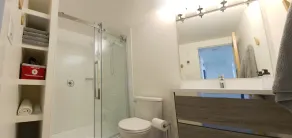 Bekväm modern svit, precis vid stranden! - Image 3