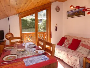 2-room cabin apartment, 5 ppl, parking, Les Houches - Image 5