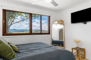 Byron Bay hinterland house - amazing sunset views! - Image 5