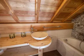 Luxury chalet (brand new) at Puy Saint Vincent 1400, nature, 250m to ski slopes - Image 4