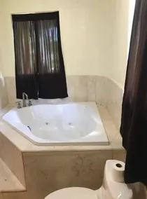 Luxury 2 bedroom home next to Buccaneer Resort - Image 5