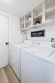 This condominium is a 2 bedroom(s), 1 bathrooms, located in North Logan, UT. - Image 4
