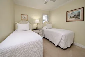 # 1332 Sanibel Moorings Dock Voir - Image 3