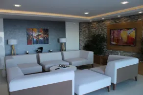 Luxury Villa Vision with Pool - Image 4